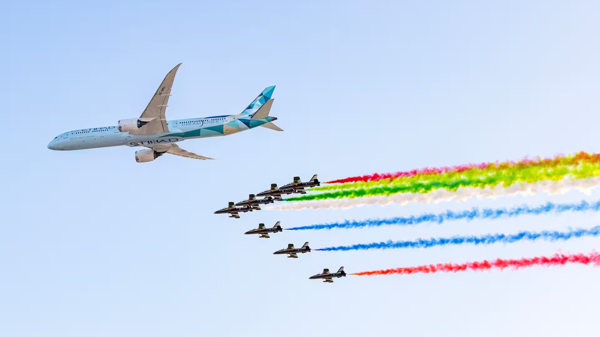 طيران الاتحاد تتألق في سباق الجائزة الكبرى في عيدها العشرين